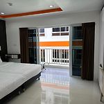 Tatiapart202