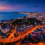 Peaceful Stay Near Walking Street And Pattaya Beach In The Pattaya City