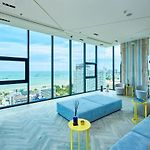 Sea View 2 Bed Room High Floor