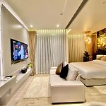Arom Wongamat Pattaya