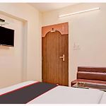 Hotel Terence Near Sea Beach