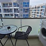 Grand Avenue 2Bedroom Central Pattaya By Fantaseabeach