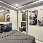 Famous Apartment With Charming Pool
