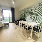 High Floor Sea View 2 Bed Room- Excellent Location