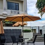 Man Tony Hotel