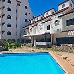 2Br House 300M To The Beach