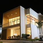 Crystal Palace Luxury Hotel Pattaya