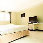 โรงแรมโฟร์ทีน อะเกน