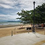 บ้านทะเล