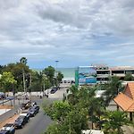 บ้านทะเล