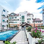 Sutus Court 4