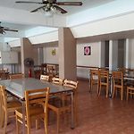 Charming Inn Hotel