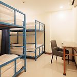 Happy Hostel