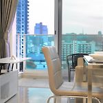 City Garden Tower By Logo