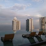 The Riviera Wongamat Hong Apartment