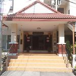 Maman Mansion