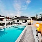 Luxury Villa Near Center