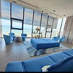 Best Location Of Pattaya, Infinity Pool Walk To The Beach