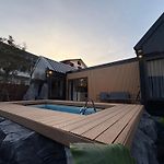 Stonea Pool Villa Pattaya