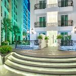 Olympus City Garden F407 City View Condo
