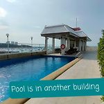 House Hotel Walking Street Pattaya