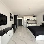 Spacious Studio With Balcony - Tw Platinum Suites, Jomtien