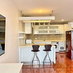Stylish 1Br Sea-View Condo - 2 Balconies - View Talay 1 Jomtien