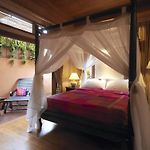 Exclusive Balinese Pool Villa In Pattaya