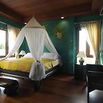 Exclusive Balinese Pool Villa In Pattaya