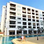 Spacious Studio With Balcony - Tw Platinum Suites, Jomtien