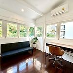 Sunset Beach Villa 30M To Beach 4Br