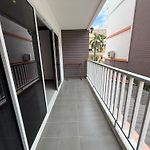 Pool-View Studio With Balcony - Nordic Vip 3, Pratumnak