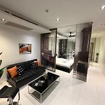 Modus Pattaya Beachfront Apartment