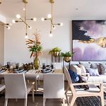 Luxury 2 Bed Room Sea View - Excellent Location