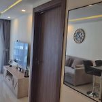 Grand Avenue Residence Condominium D512