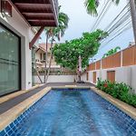 Thai Home 3B Pool Villa Near Hollywood