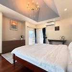 G Thai Happy Pool Villa