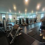 芭堤雅市中心 阿卡迪亚2期 近步行街和海滩的水系公寓 泳池景观 可带榴莲和山竹 阳台可吸烟