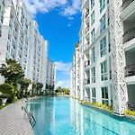 1 Bedroom French Style Condo With Lagoon Pool
