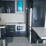 Grand Avenue Cityview 50 Sqm Room Wifi Tv