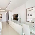 Beautiful Sea View Cozy Condo