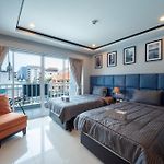 New Nordic Club 2 By Apartwell