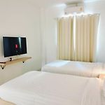 Pj Hostel & Bar