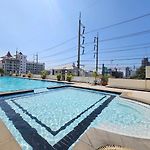 M&M Rooftop Pattaya
