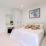 Indiluxe Pool Villa