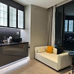 502 Edge 25Th Floor Sea View With King Size Bed