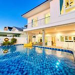 Pattaya Luxury Villa, 5Br 6Ba, Private Pool With Jacuzzi Cityhouse54