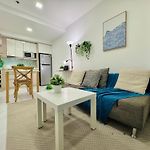 Cozy Ocean Hideaway 400M To Beach & Fast Wi-Fi