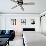 Beautiful Sea View Cozy Condo