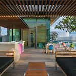 Seven Zea Chic Hotel